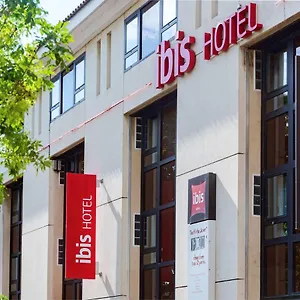 Ibis Centre Pont De L'europe Avignone