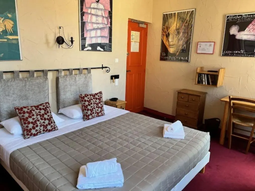Hotel Le Colbert Avignon 3*,